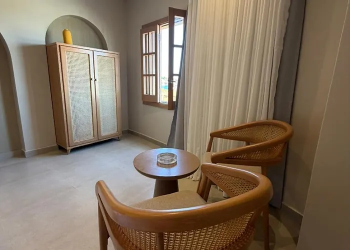 Hotel Novara 3*