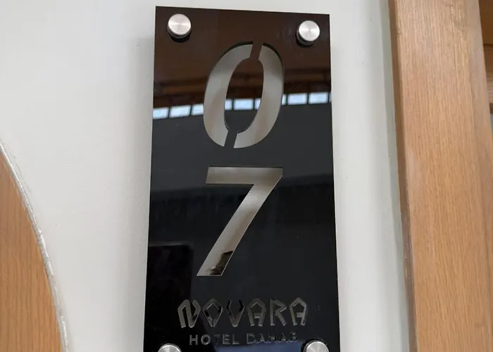 Hotel Novara 3*